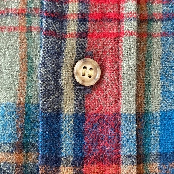 Pendleton Vintage Plaid Long Sleeve Button Down Shirt Pure Virgin Wool Made USA - Picture 14 of 16